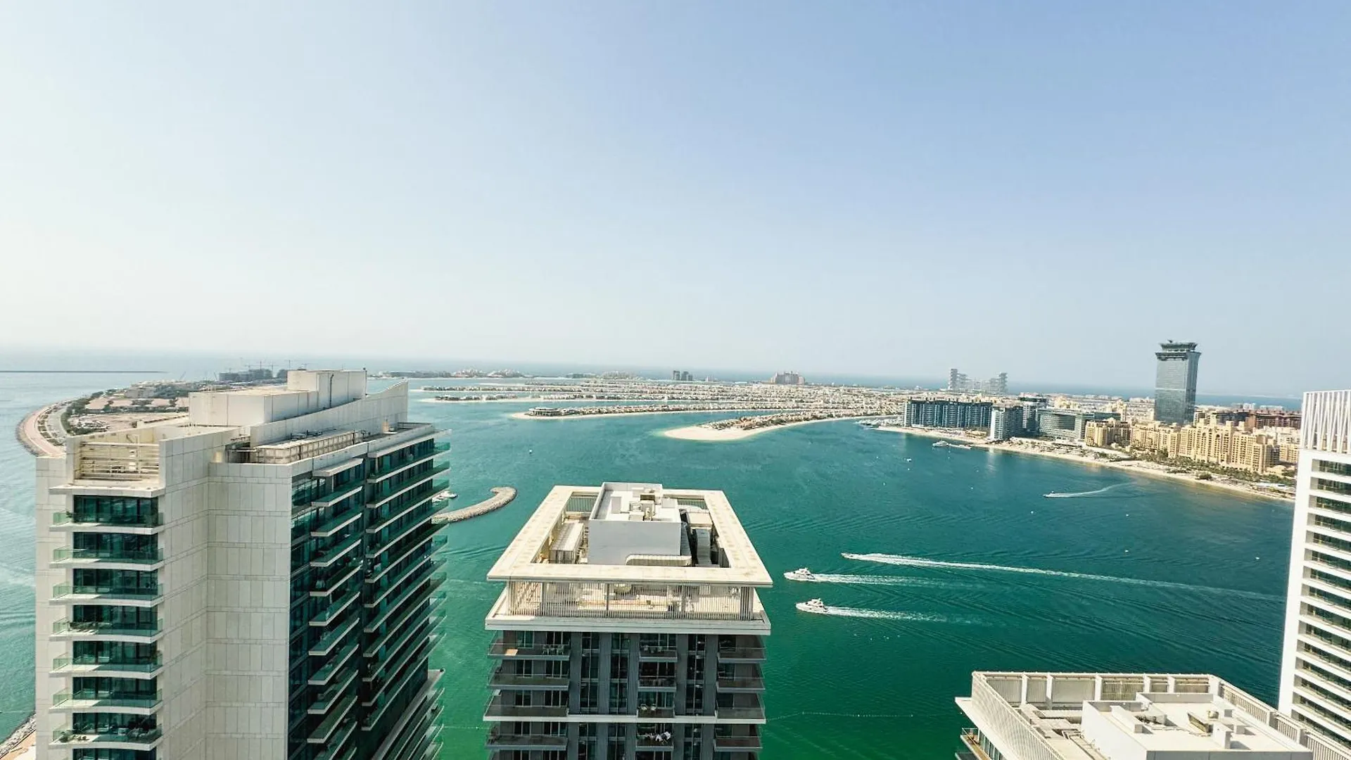 Stunning Beachfront 1Br Apartment In Palm Jumeirah By Aya Boutique Dubai